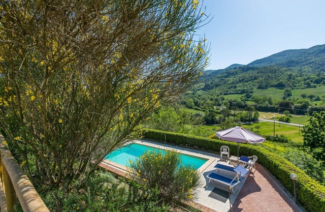 Wonderful private villa for 5 people with private pool, TV, terrace, pets allowed and parking