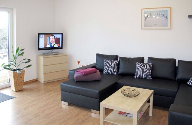 Wonderful private villa for 8 guests with TV, terrace, pets allowed and parking