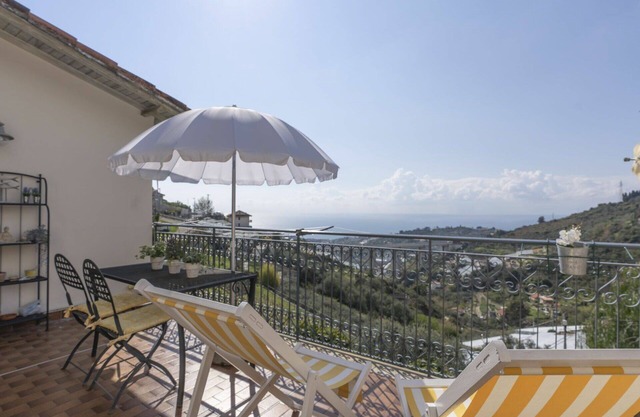 Wonderful villa for 4 guests with A/C, WIFI, patio and pets allowed