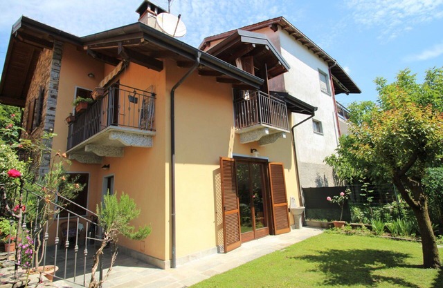 Wonderful villa for 5 guests with WIFI, TV, balcony and parking