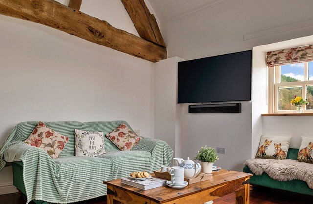 Wonderful villa for 4 people with WIFI, hot tub, TV, terrace and parking