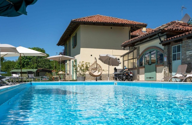 Wonderful villa for 10 people with private pool, WIFI, TV, terrace, panoramic view and parking