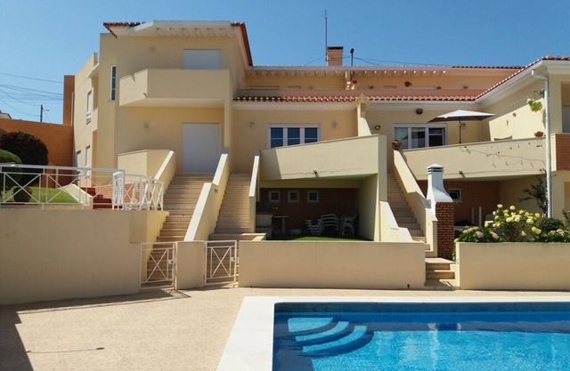 Wonderful villa composed of 3 bedrooms with wardrobes, 2 complete bathrooms.