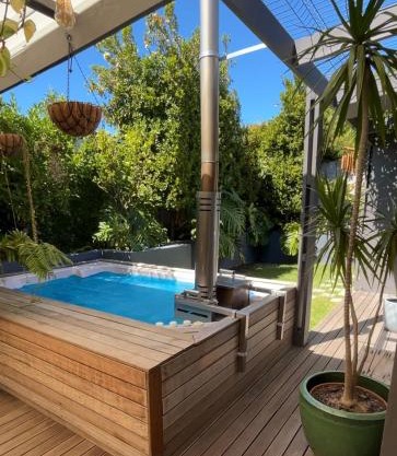 Wood fired Hot Tub-Relaxing Escape