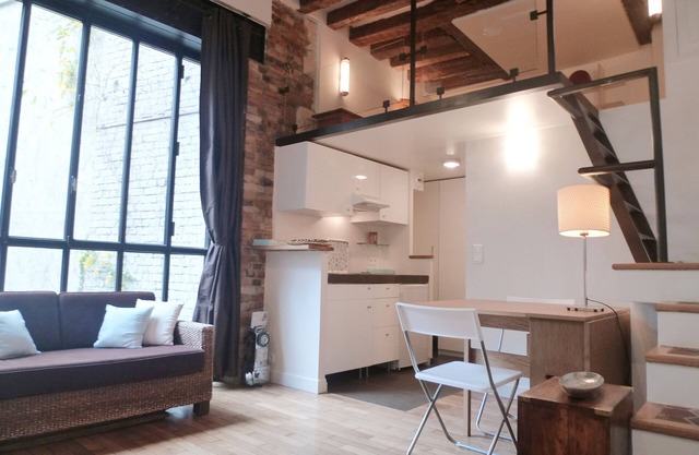 Wooden Beams - by the Seine & Pont Neuf - Charm & Calm Duplex DAU