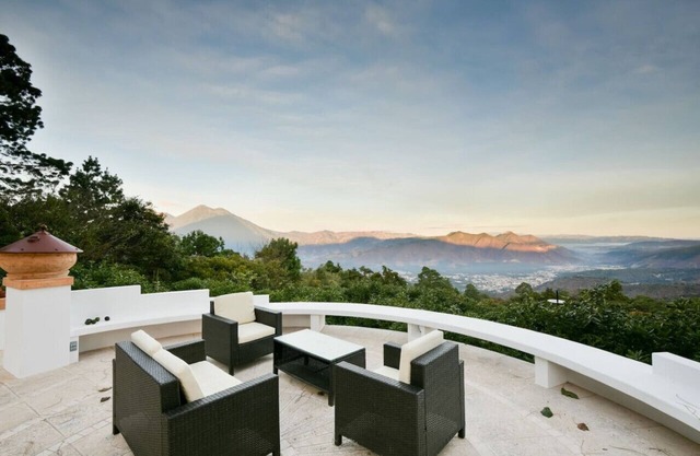 WOW Villa Papa Jaguar Avocado Farm and Estate in the Hills of Antigua
