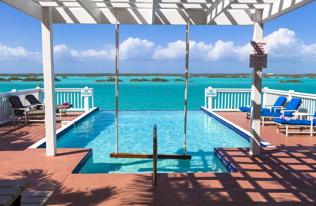 WOW! Waterfront Chalk Sound Oasis w/Infinity Pool. Kayaks & Canoe