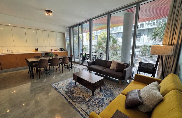 Wynwood luxury entire loft with amazing view and free parking!