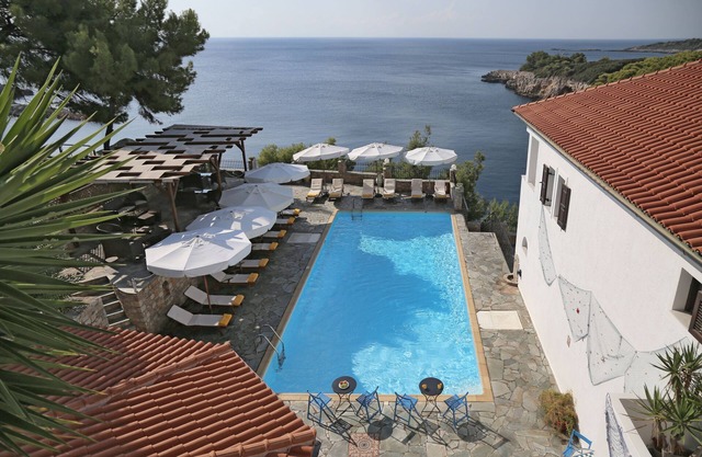 Yalis Hotel