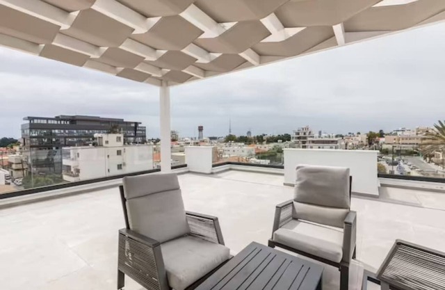 YAMAS Cozy Balcony Studio