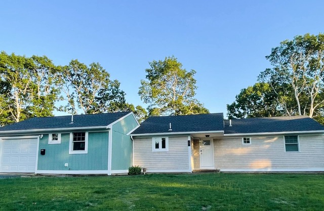 Year 2! Close to Beach, Pool. Perfect family getaway, Safe Neighborhood