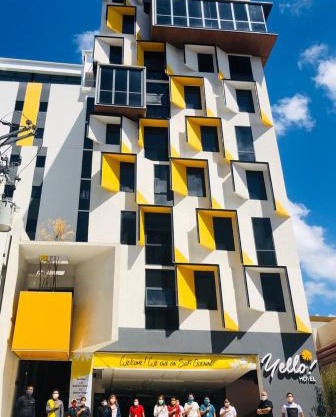 Yello Hotel Cebu powered by Cocotel