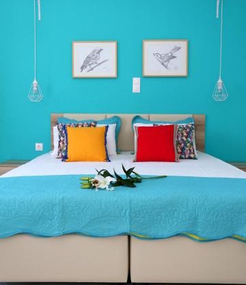 Yiannis Studios