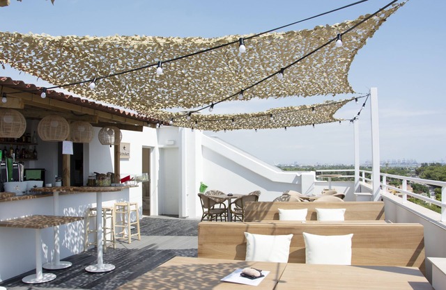 You & Co. Saler Beach Boutique Hotel