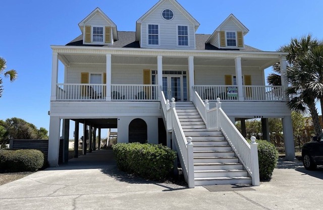 Young & Restless: Oceanfront with Bonus Creek Views & Heated Pool