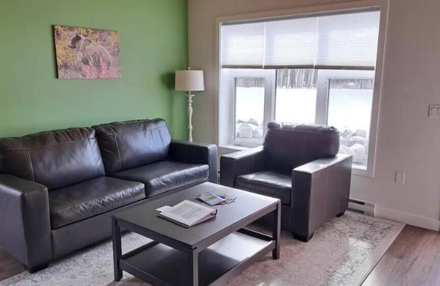 Yukon Hot Springs Suite #32