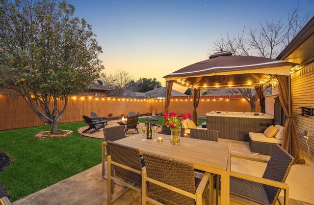 Zen Back Yard with Hot Tub & Firepit: Spa at Home