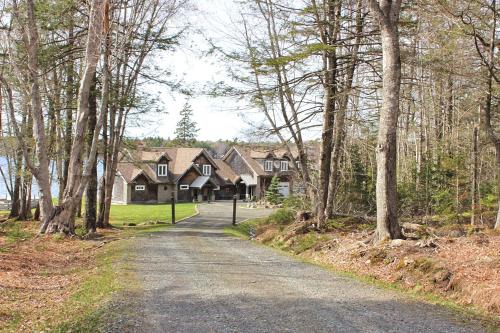 Zen Lakeside Getaway Nova Scotia - Sunset Suite