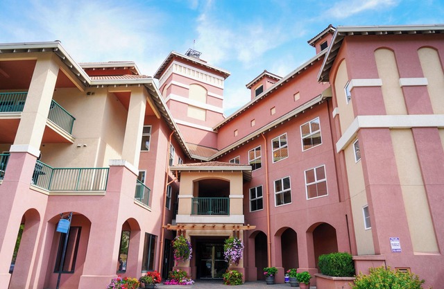 Zen Studio Condo With Golf Course View- 205B