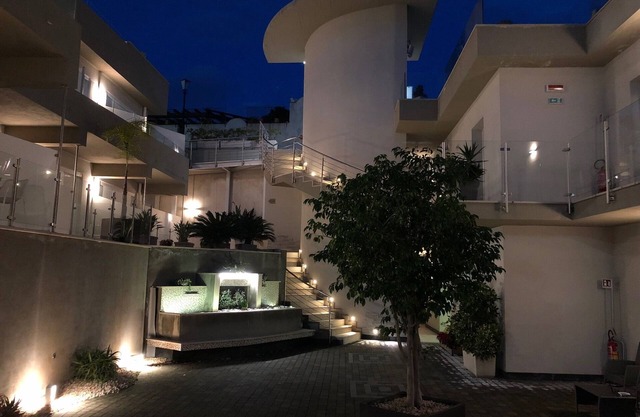 Zeus Residence Hotel