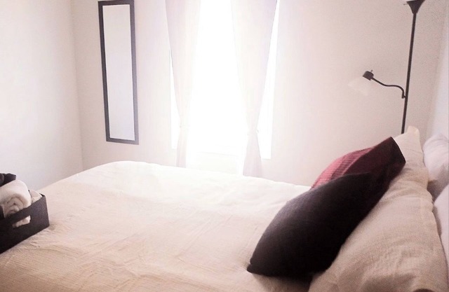 Zia Sun Haven, a 2-bedroom apartment in beautiful Albuquerque with WiFi, AC