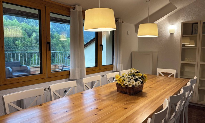L'Aldosa de Canillo Apartment | Ático para 12 personas con Vistas Panorámicas