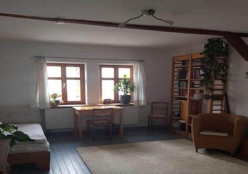 Quentel Apartment | Ältestes Haus in Quentel - Ferienwohnung 2 mit Dachterrasse