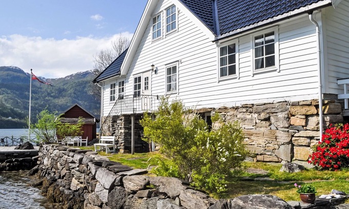 Kvam House | Ørviksnes by Interhome