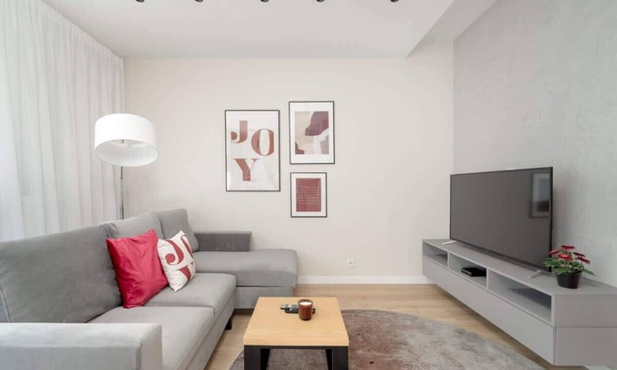 Grunwald Apartment | Świerzawska 4 | Tasteful Apartment | Parking