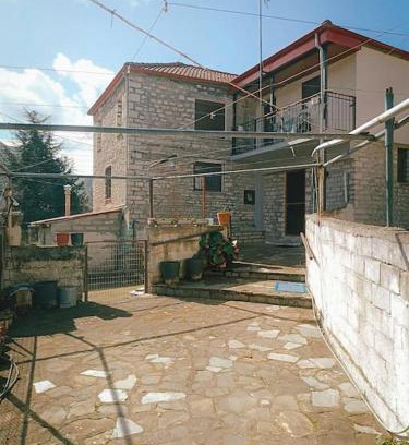 Zagori Apartment | Άγιος Μηνάς - Αστράκα View