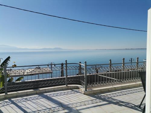 Menidion Apartment | Διαμέρισμα Παραλία Μενιδίου