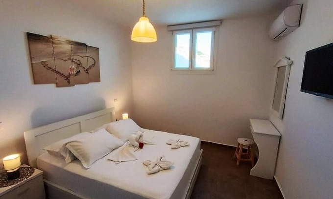 Paros House | Εξοπλισμένη κουζίνα,γρήγορο ίντερνετ,δωρεάν Δορυφορικά κανάλια και Netflix.