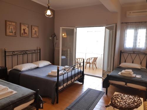 Perama House | ΞεΝΩΝΑΣ ΕΞΑΡΧΟΣ