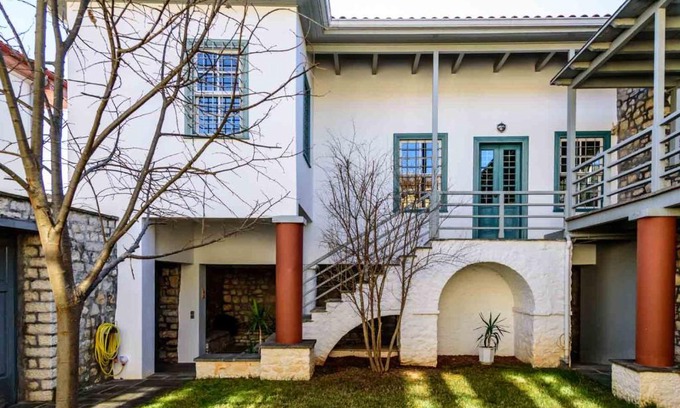 Ioannina Town Centre Villa | Παραδοσιακή πετρόχτιστη οικία