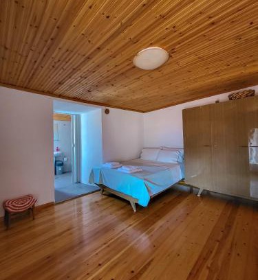 Trikeri House | Παραδοσιακό σπίτι με θέα