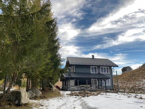 Snidavka House | Дзембронія