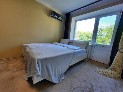Sukhinovka Apartment | Один каштан Мережа Alex Apartments Безконтактне заселення 24-7