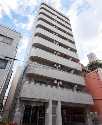 Nishi Apartment | 谷町君星ホテル九条27