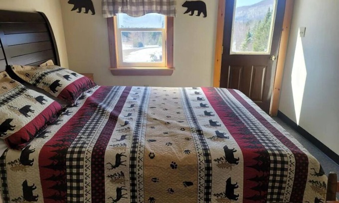 Stewartstown Cabin | 01) The Bear Cave Cabin