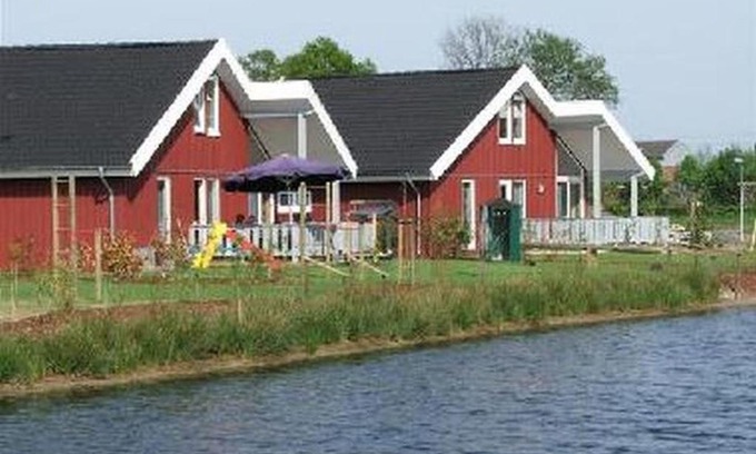 Twist House | (06) Ferienhaus am See