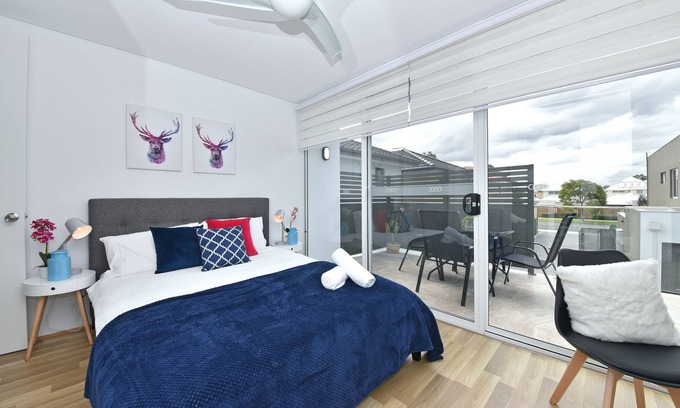 Belmont Apartment | 08 Cozy Apartment close to Airport and City