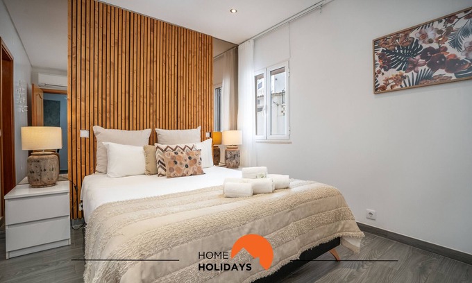 Oura Apartment | #094 Maresia Flats by Home Holidays