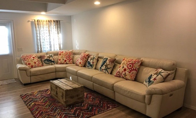Wappapello Cabin | 1/4 Mile To The Boat Launch & Beach 2 miles the Camp! Free WiFi, beautiful space