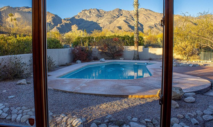 Tucson House | 1 Acre Estate Home,Mtn. Views,Pool,Billiards,Private Desert:Saguaro Sanctuary@Catalina Foothills