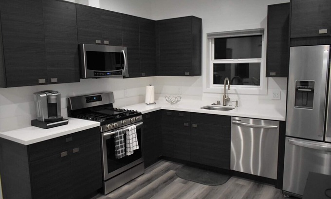 Northridge House | 1-Bed/1-Bath guest house, Central AC, Wi-Fi, Parking/EV, in fabulous Los Angeles