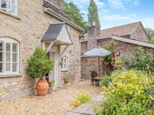 Longtown House | 1 Bed in Hay-on-Wye 93134