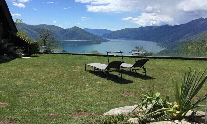 Locarno House | 1-bedroom holiday home