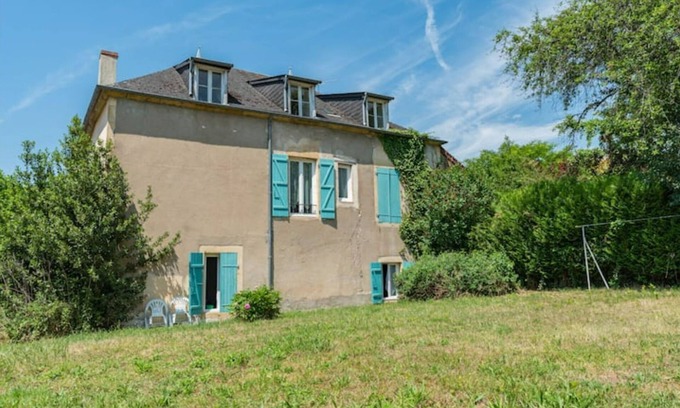 Saint-Honore-les-Bains Apartment | 1 Bedroom Apartment in Saint-Honoré-les-Bains