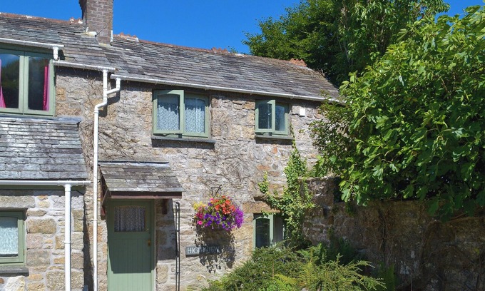 Saint Breward Cottage | 1 bedroom accommodation in St Breward, Bodmin Moor