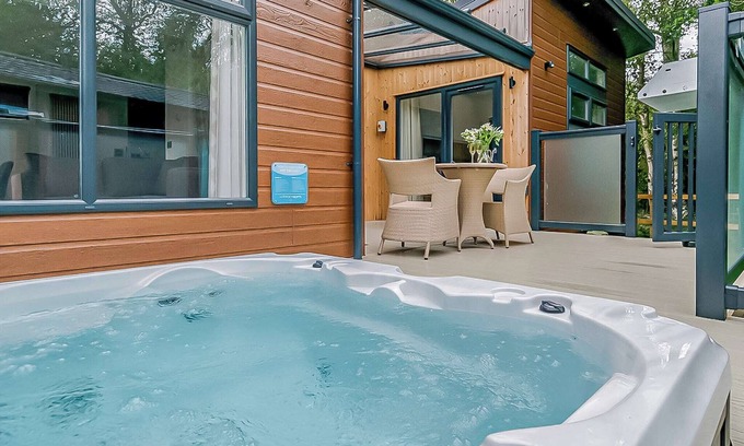 Pentney Ski Chalet | 1 bedroom accommodation in Pentney, King’s Lynn